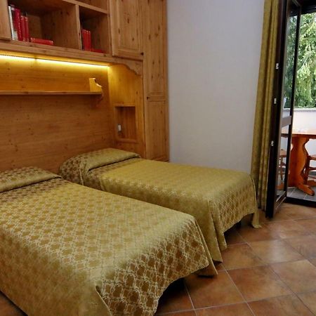 Vico Canavese Albergo Ristorante Centro المظهر الخارجي الصورة