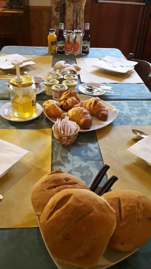 Vico Canavese Albergo Ristorante Centro المظهر الخارجي الصورة