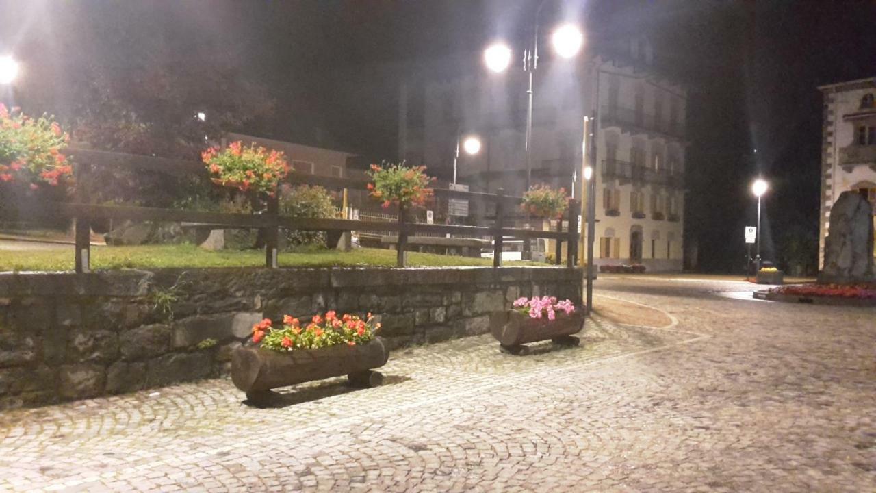 Vico Canavese Albergo Ristorante Centro المظهر الخارجي الصورة