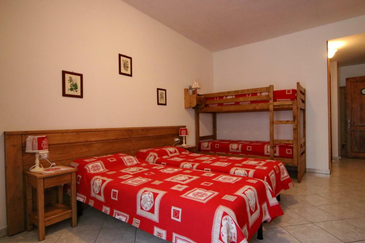 Vico Canavese Albergo Ristorante Centro المظهر الخارجي الصورة