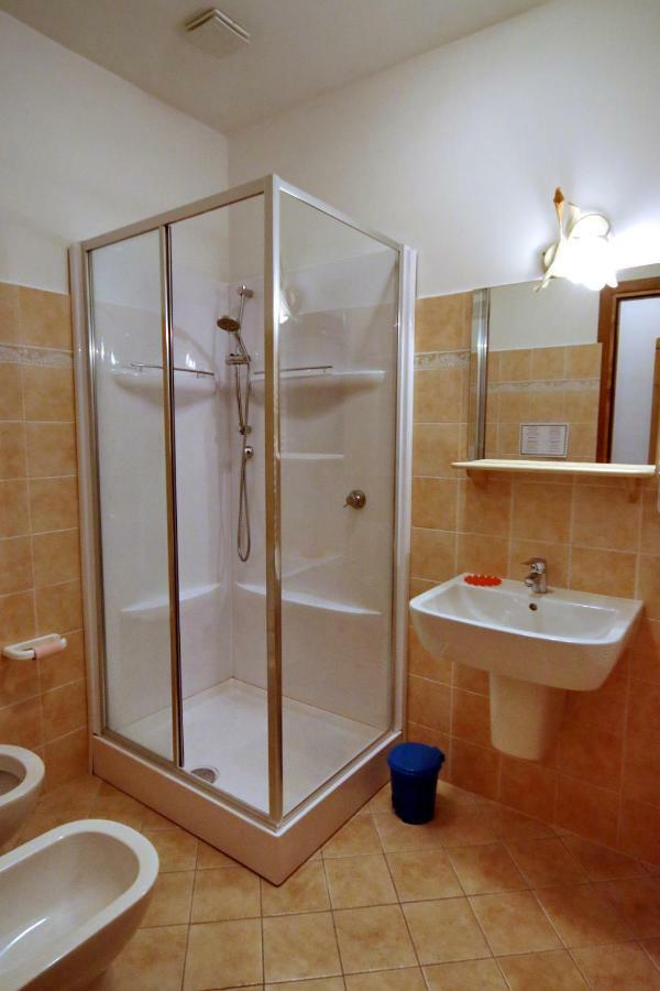 Vico Canavese Albergo Ristorante Centro المظهر الخارجي الصورة