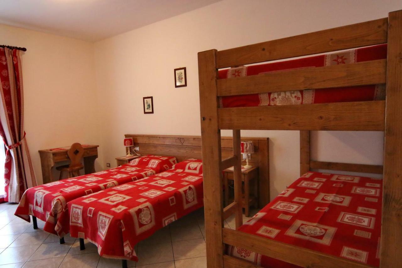 Vico Canavese Albergo Ristorante Centro المظهر الخارجي الصورة