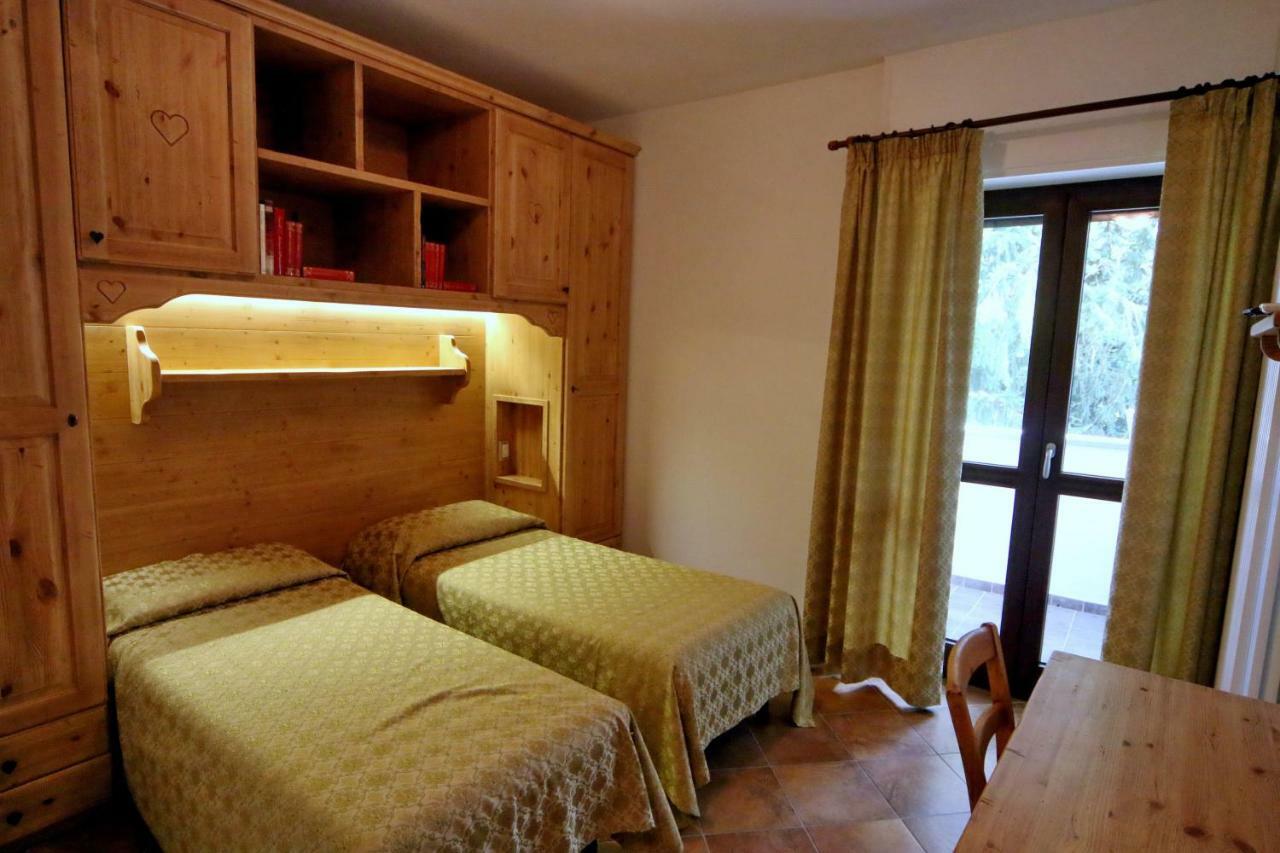 Vico Canavese Albergo Ristorante Centro المظهر الخارجي الصورة
